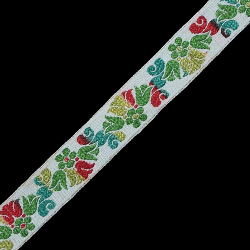 Jacquard | White, Green And Red Ombre Floral Jacquard Ribbon – 1" Jacquard Jacquard